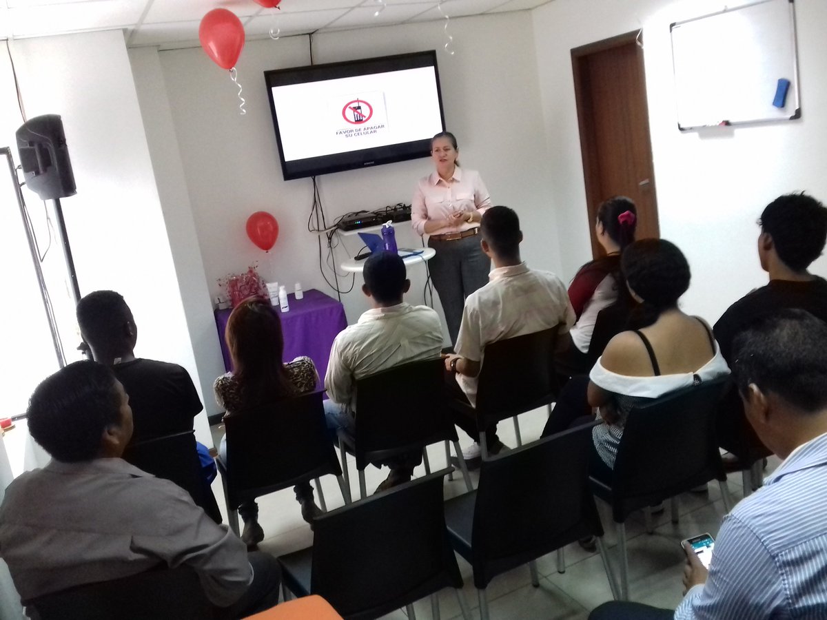 hernancastroort's tweet photo. Seguimos en crecimiento miércoles 17 presentación del Negocio Omnilife https://t.co/njcHu1PKTZ