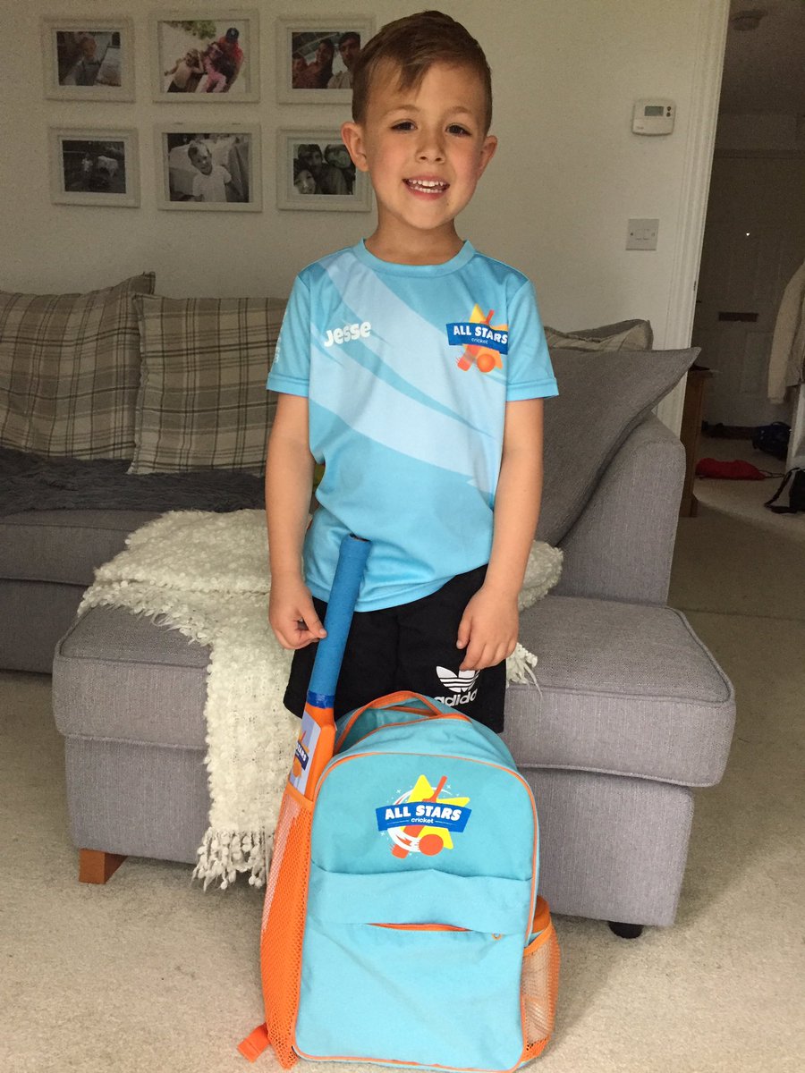HopeRead's tweet image. Jesse has just received his cricket bag, he's so excited to start his sessions #BigMoments #AllStarsCricket