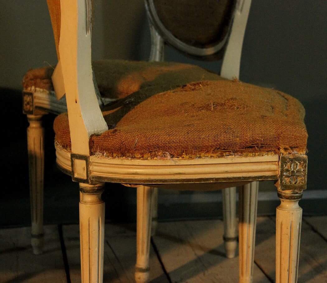 robyna36's tweet photo. Set of 4 #antique #french #paint &amp; #gilt #chairs #antiques #design #interiordesign https://t.co/cqEk7FCuLY https://t.co/7FJu53dekk