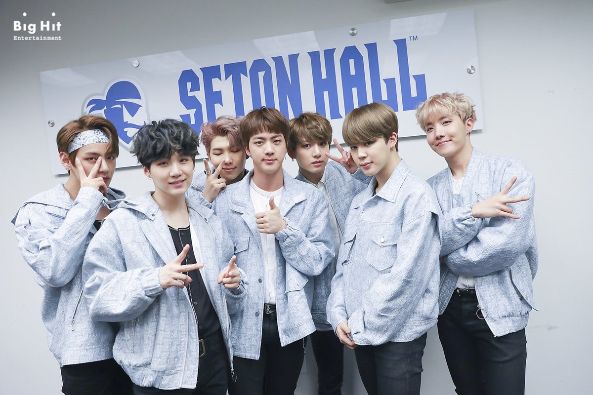 Michelle_Bts15's tweet photo. @BBMAsVotes2017 from Spain,  @BTS_twt #TheSevenWondersOfTheWorld #ThePerfectMen #BTSBBMAs️ ♥♥♥♥♥♥♥ https://t.co/7nnsyF9ZmL