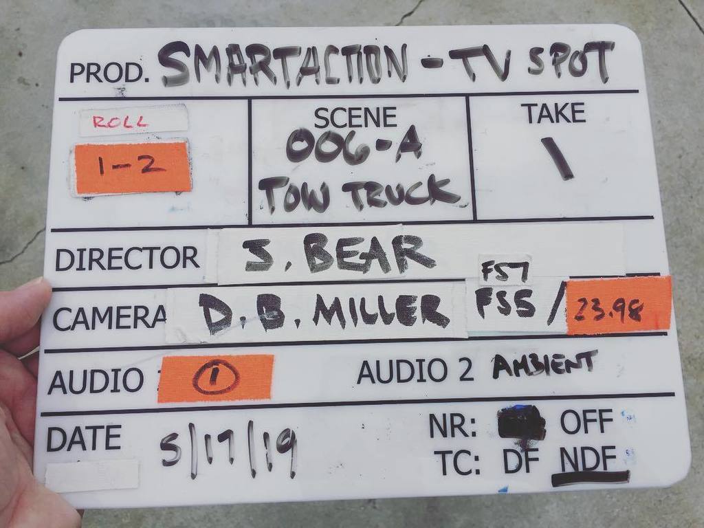 douglasbmiller's tweet photo. My team and I heading up to the desert for a tow truck sunset shot. Already starving 😳🍴🥓. #sonyfs5 #sonyfs7 #sonyf… https://t.co/5GGRoNyFEo https://t.co/enFk62ieNS