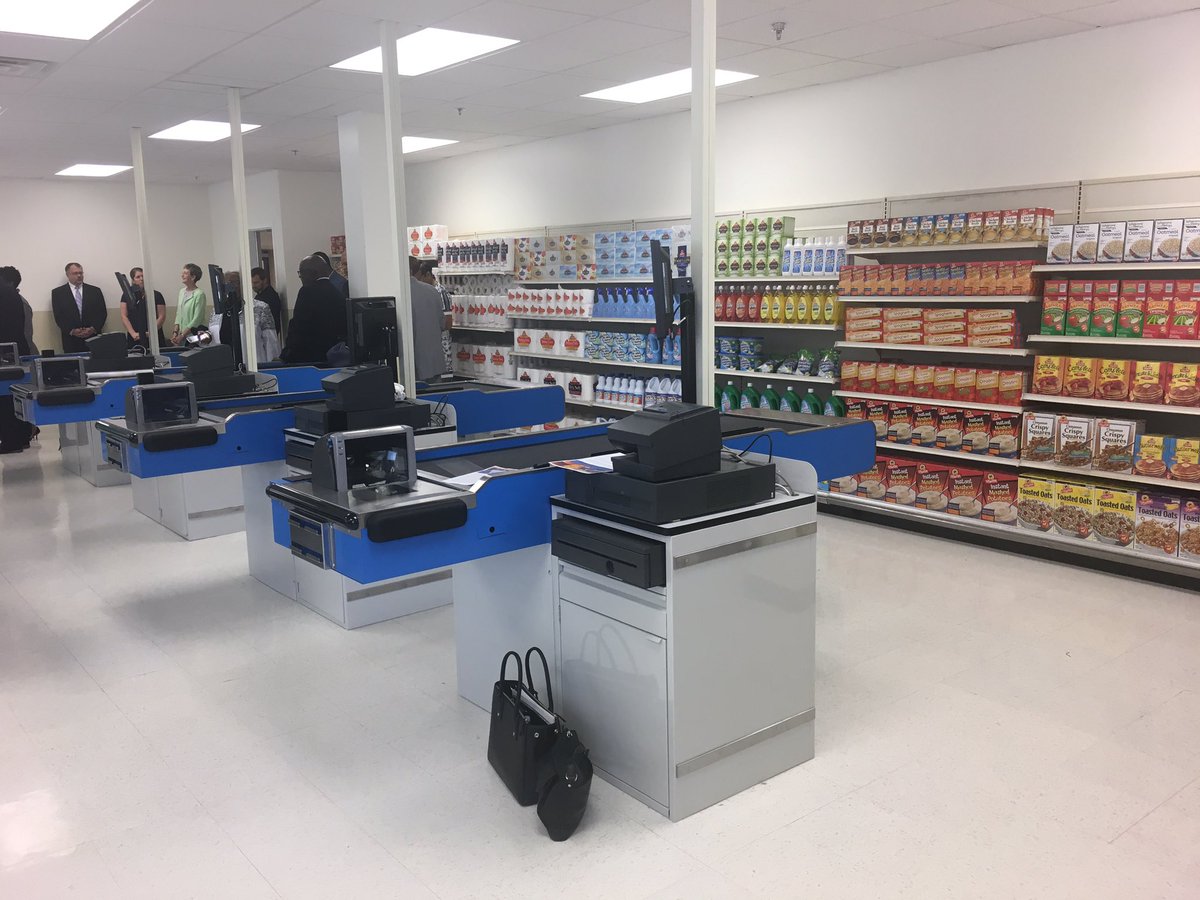 BcecileyJones's tweet photo. ...what it looks like when ppl put their money where their mouth is!!! Great work @UpLiftSolutions and @ShopRiteStores #TogetherWeRISE https://t.co/zMo7ZwymEF