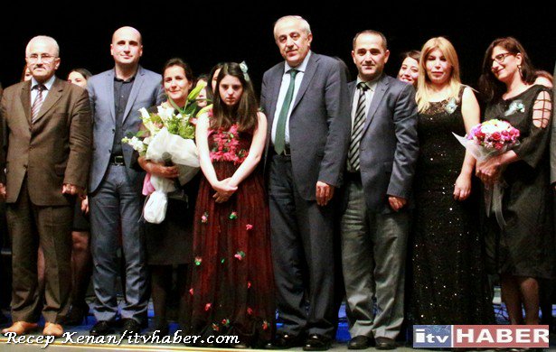 RecepKenan's tweet photo. ROTARY ÇPAL HALK MİZİĞİ TOPLULUĞU ATAFEST KONSERİ
https://t.co/VS6AUmuf3u
#ATAFEST #Rotary #ÇokProgramlı #AnadoluLisesi #Öğretmen #Öğrenci https://t.co/YcrKHe0DE4