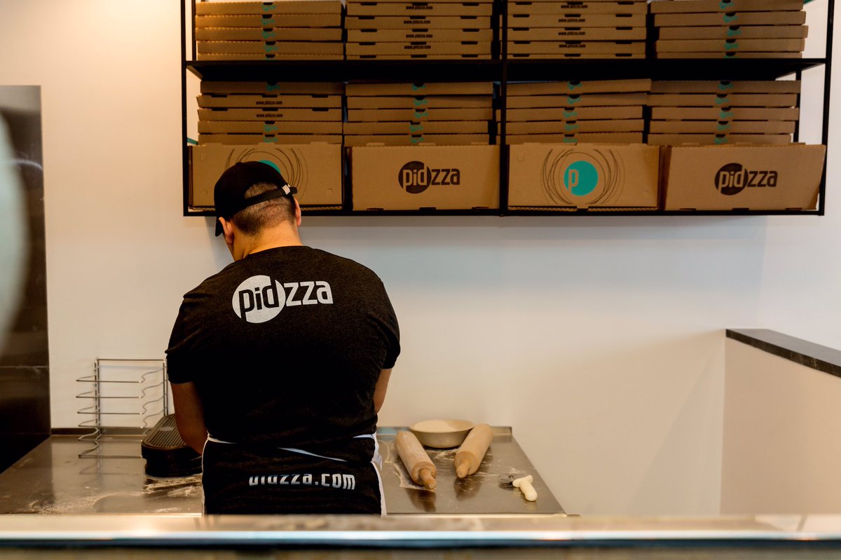 pidzzadc's tweet photo. This is where all the magic happens!!

#PIDZZA #DC https://t.co/ouAuLNrn14