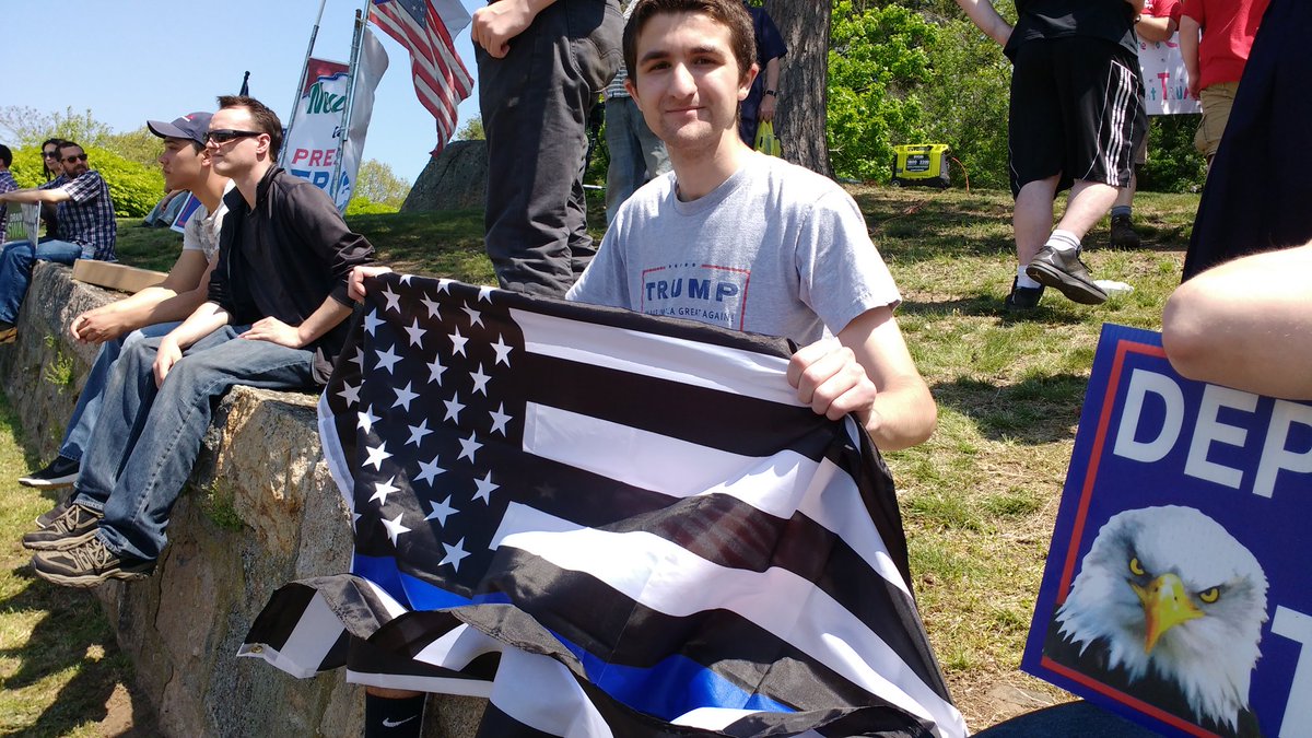 BensonJudy's tweet photo. Jason Muscara,18,of Killingly attended his first political event ever to support Trump and Blue Lives Matter. https://t.co/ZK88cbaH38