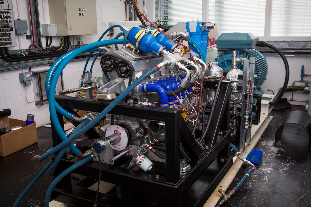 andymsaunders's tweet image. The Dearman engine runs on liquid nitrogen at minus 196 degrees C, and it's made in Croydon. A really cool story...  managementtoday.co.uk/freezer-trucks…