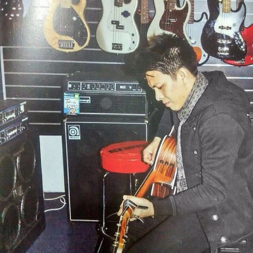 RDRwear's tweet image. Sweater RDR-EVO | Info / tanya2 silahkan kontak kami : 
082299215064 (WA) 
5FA2A344 (BBM) 
LINE : @vhc9087m