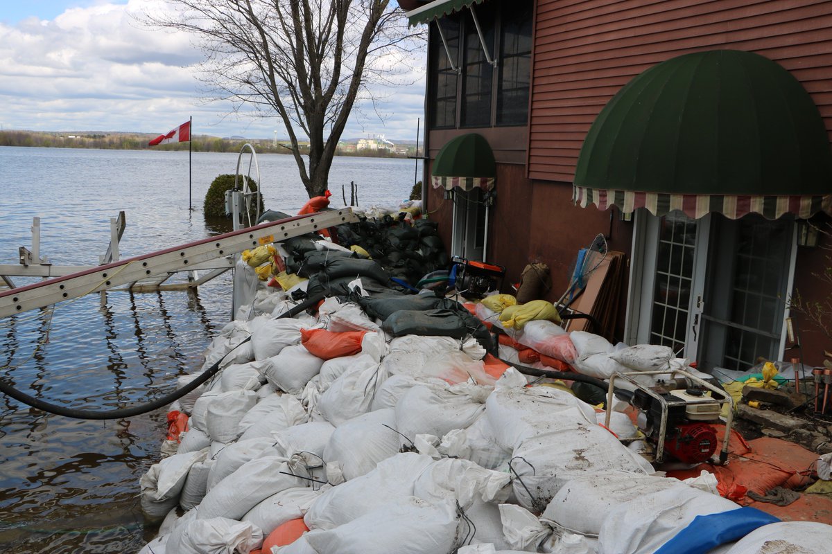 Canadian Red Cross tweet media