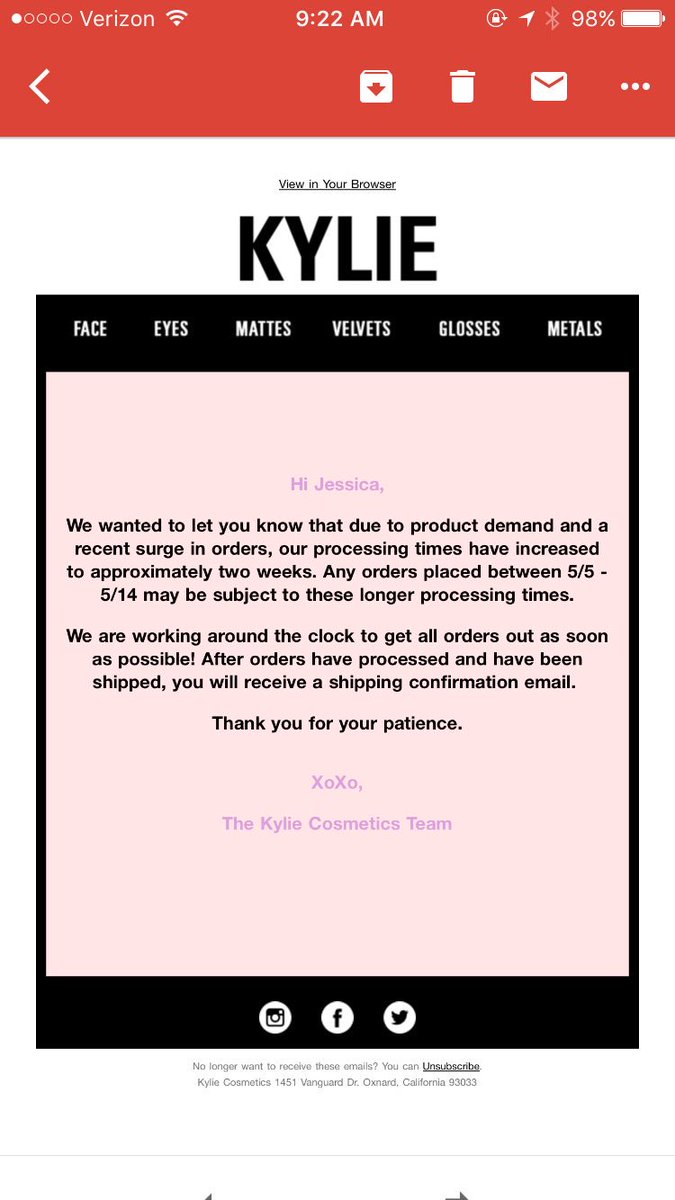 annabudnana420's tweet photo. Disappointed in customer service with @kyliecosmetics but like, why am I surprised? #likerealizingstuff #KYLIECOSMETICS #wheresmystuff https://t.co/yBafgzbCf2
