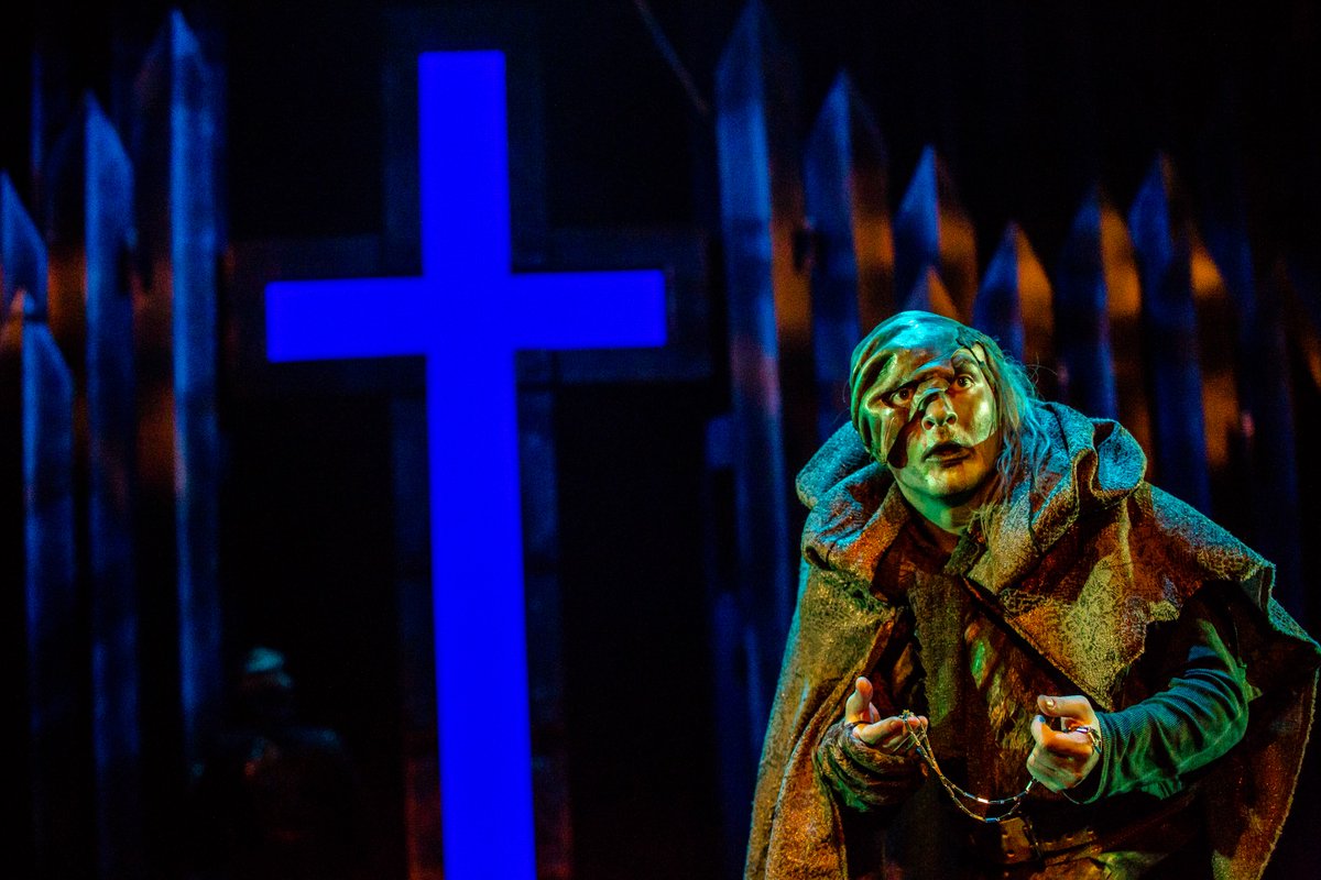 SyneticTheater's tweet photo. "Synetic's Wordless 'Hunchback' Is Primal, Moody Theater" Full @DCist review: https://t.co/x5dveVuiEk https://t.co/tfGvgghxVF