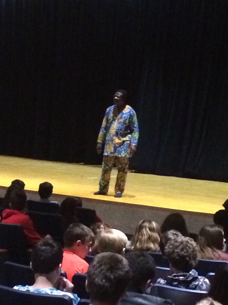 LMSRI's tweet photo. Dr. Mama presenting African Storytelling to the 7th grade at LMS! https://t.co/vPzgoe8Zku