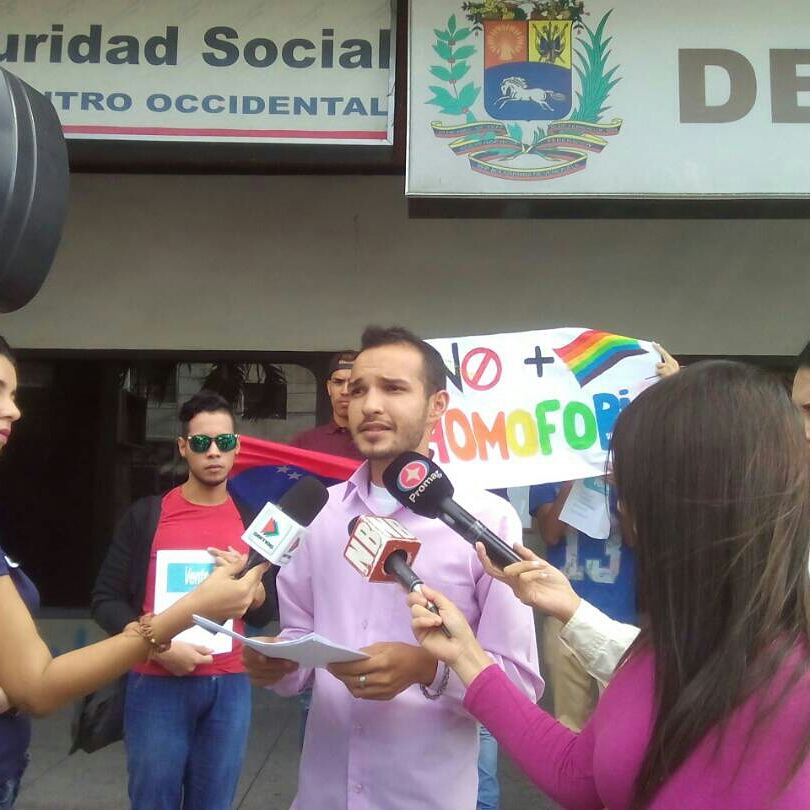 OsnielOrozco's tweet photo. En el marco del día contra la homofobia, bifobia y transfobia, exhortamos a la Defensoría del pueblo, la defensa de los derechos LGBTI. https://t.co/DZN64EHEge