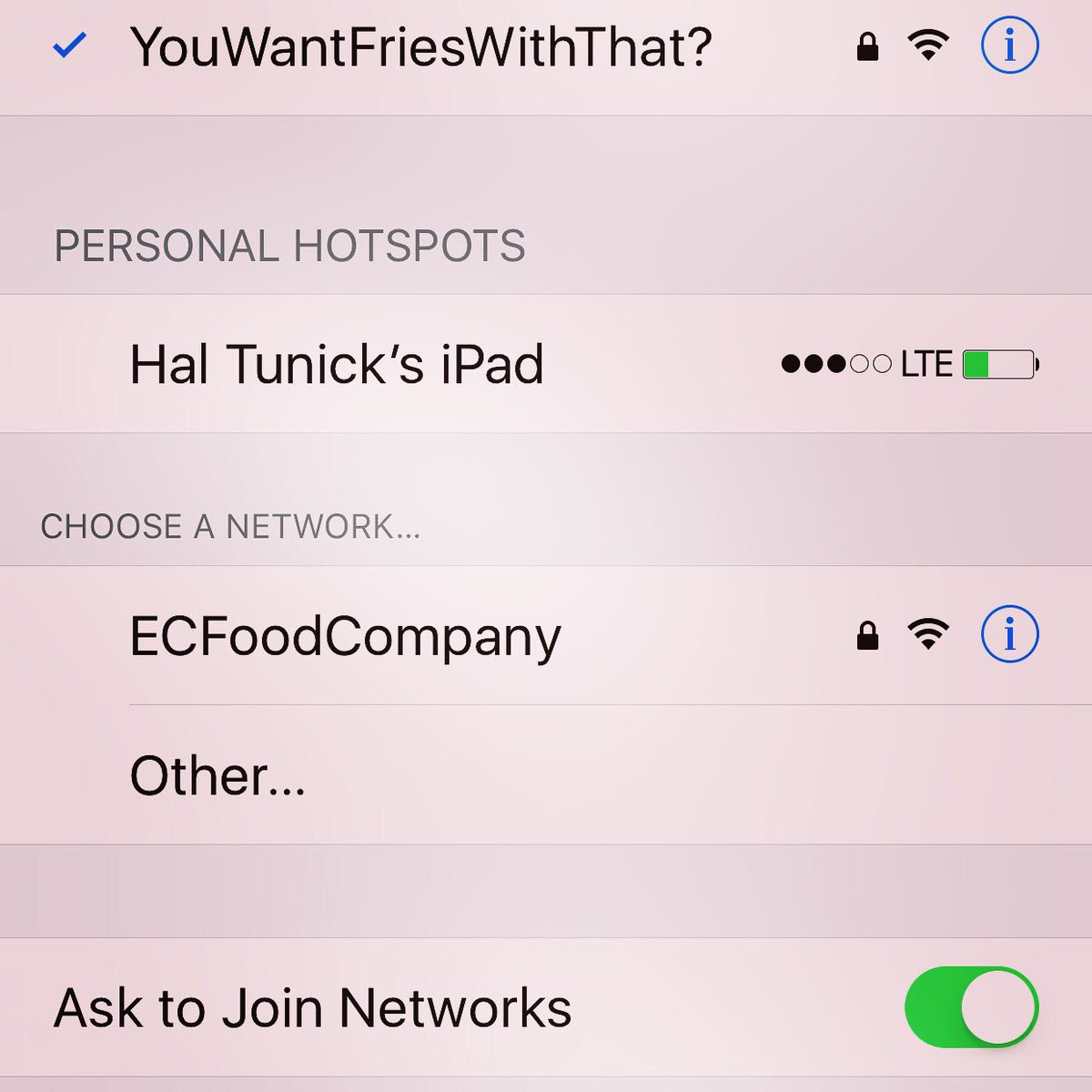 tun10's tweet image. Gotta love this #wifi network