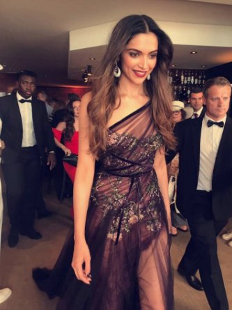 View image on Twitter