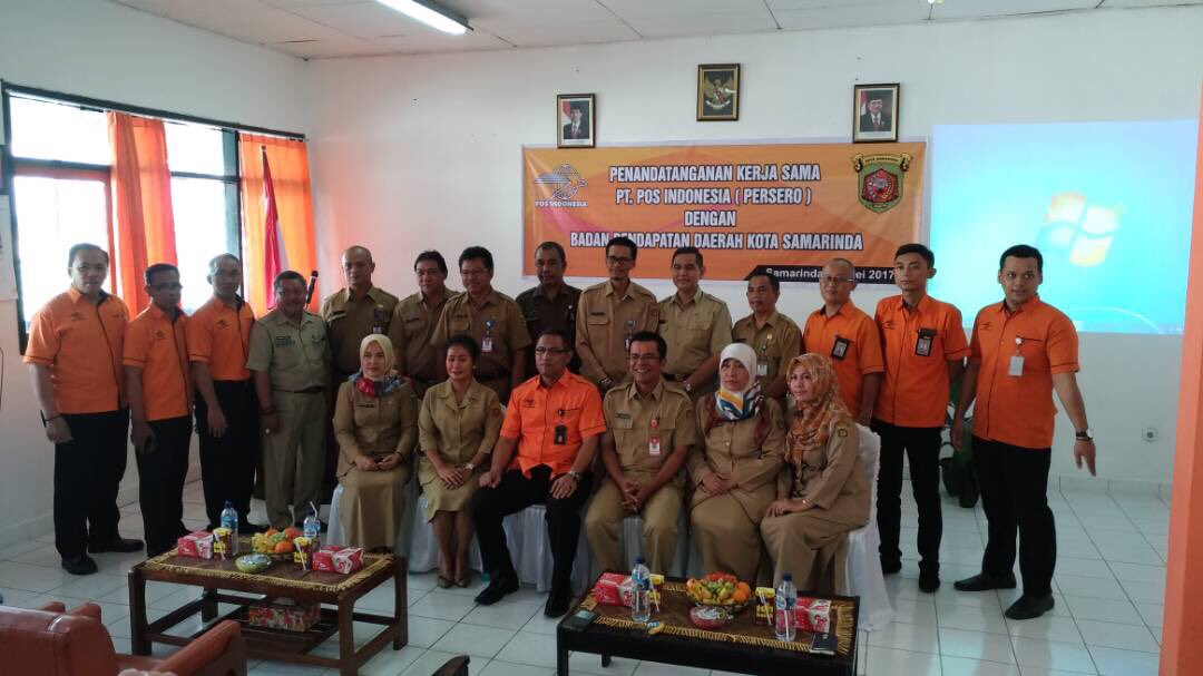 Penadatanganan PKS penerimaan pembayaran PBB-P2 Bapenda Kota Samarinda &amp; PT.POS Indonesia
