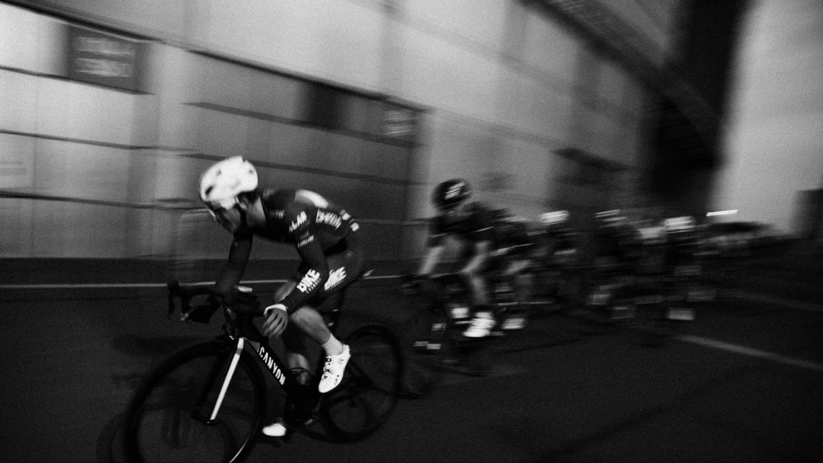 JamesL_W's tweet photo. Check out @ITV4 @ 7pm tonight, Should be a good spectacle, Plenty of crashes 😳 ! 📸@davidwren_ @BIKEChnlCanyon https://t.co/xA9Oqmhm6I