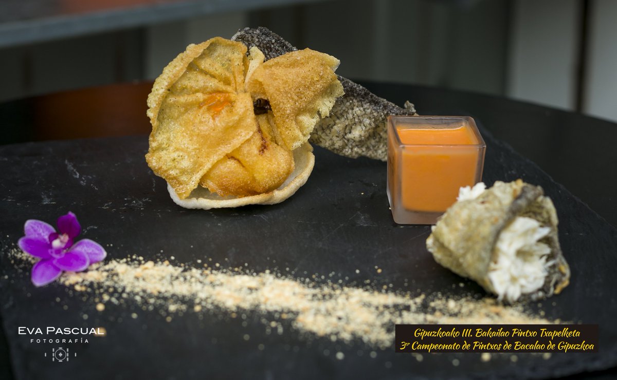PintxosBacalao's tweet photo. "Concha de bacalao" del #NextBi de #Donostia #PintxosBacalao #bacalao #pintxos #pintxo #Gipuzkoa #campeonato #chef https://t.co/3d3yBwJXDN