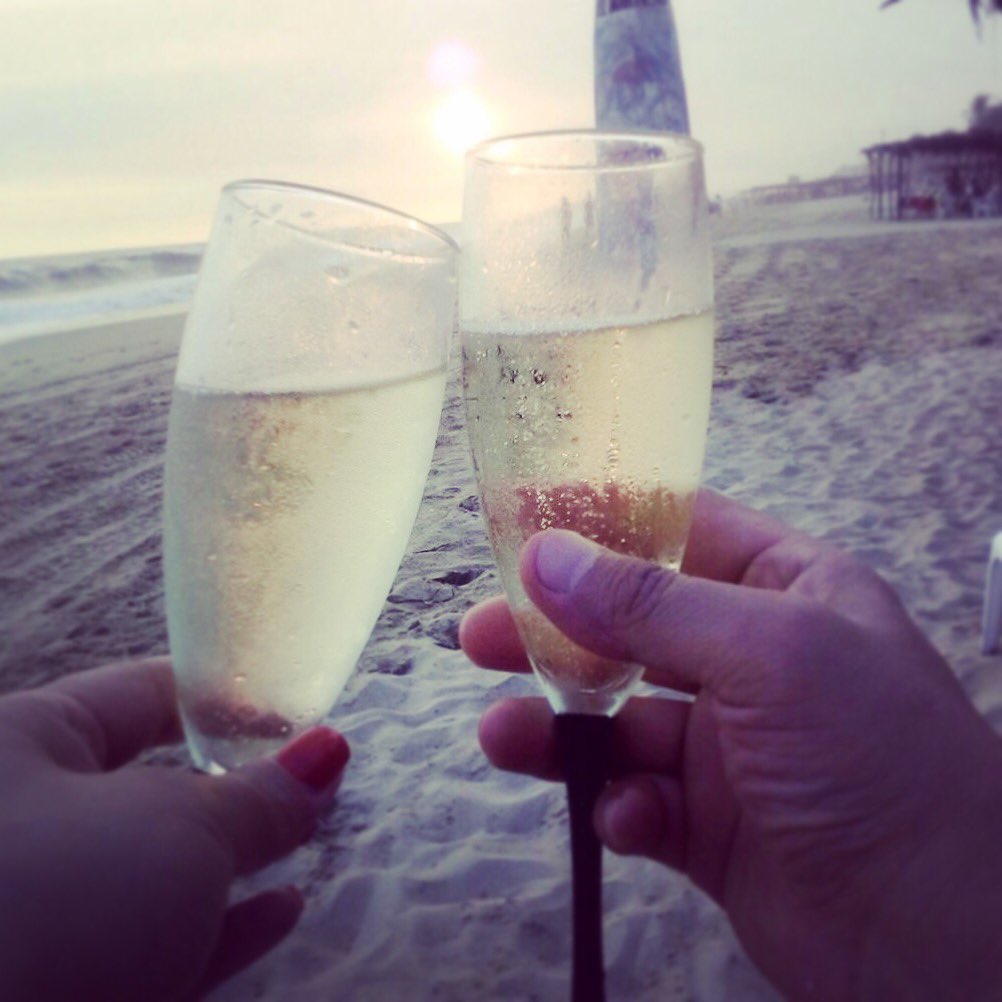 ElsiuxSmith's tweet photo. Hoy festejamos la magia que hemos creado a través de esta complicidad. 

#17may2017 https://t.co/LVvPTstfCC
