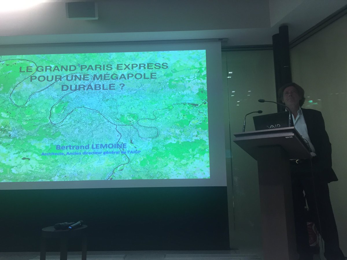 Syndicat_STRRES's tweet photo. C'est maintenant @BertLemoine qui s'exprime sur l'avenir de la mégalopole du #GRANDPARIS et les enjeux de #mobilité https://t.co/NNqjDyhL0P