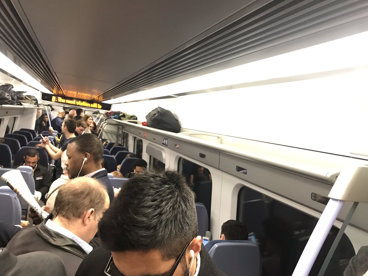MrThadd (@mrthadd) on Twitter photo I guess this is why the <a href="/Se_Railway/">Southeastern</a> high speed train costs a bit more - it's a different travelling experience! I guess this is why the <a href="/Se_Railway/">Southeastern</a> high speed train costs a bit more - it's a different travelling experience!