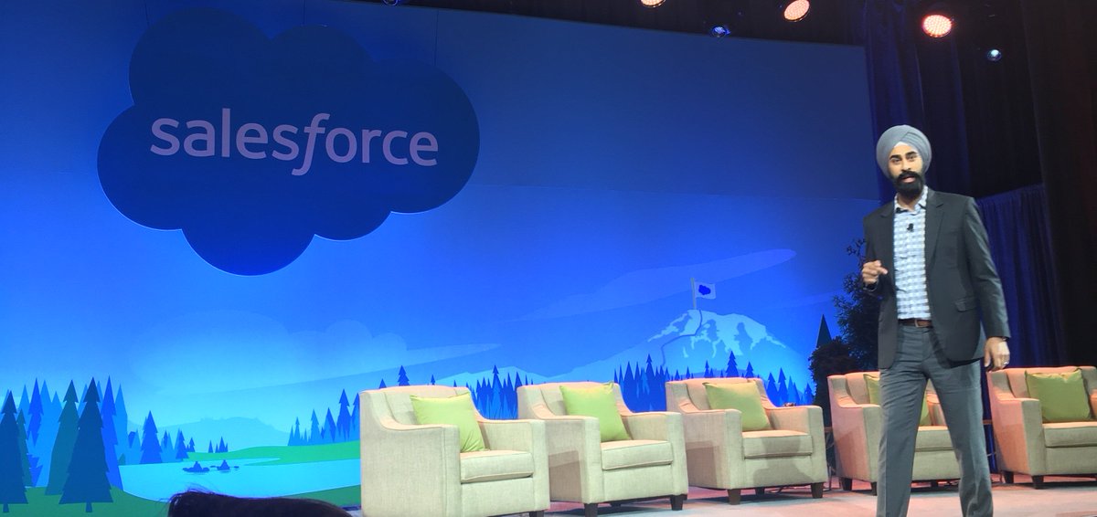 Salesforce DMP tweet media