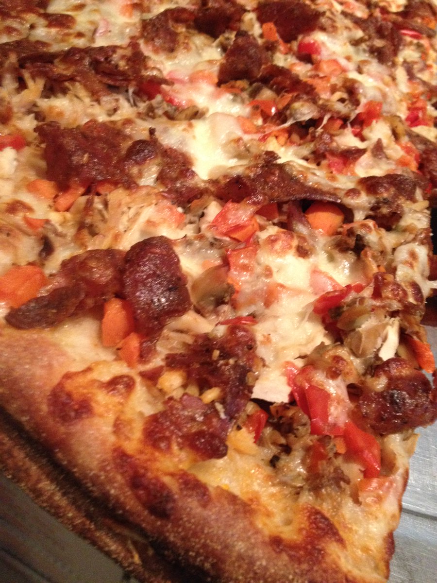 RusticaPhilly's tweet image. Too hot to cook and too cheap to turn on the AC yet! Yay delivery! ow.ly/iaFn30bOOoq #90degreesintheshade #phillyspring #dinner