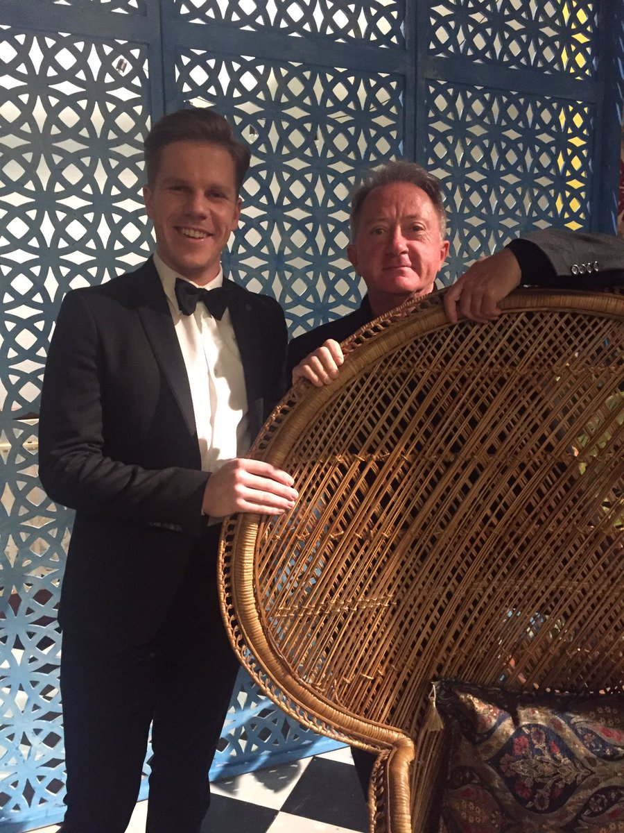 OperaAustralia's tweet image. Tune in to @sunriseon7 at 8am to see Nicholas Jones and Robert Andrew Greene perform live! #TwoWeddingsOneBride @SydOperaHouse