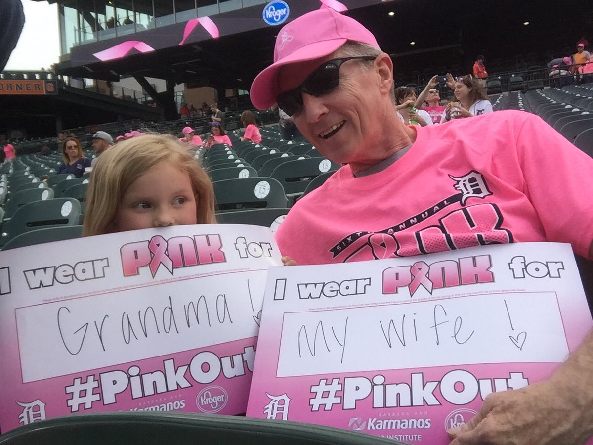 PeytonsPals's tweet photo. @tigers #pinkout https://t.co/C1nHHs6ZN2