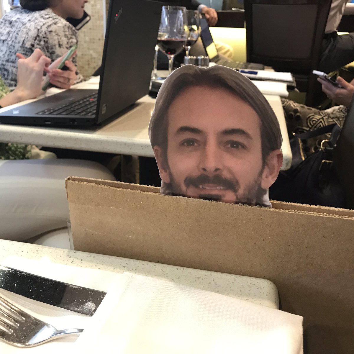 flatjasonhand's tweet photo. Hey, wait, wait... can I have dinner too? #flatjasonhand https://t.co/KxCCDzrbWD