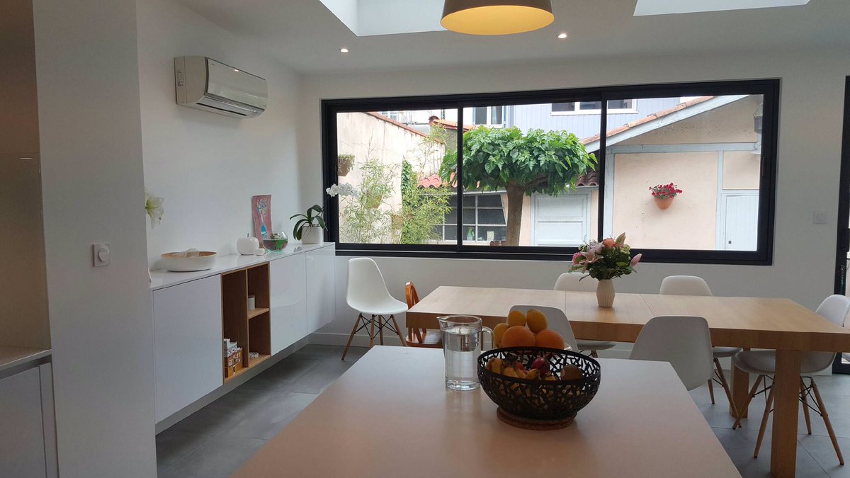 HackerTlse's tweet photo. #cuisine #îlot #design #architecture #rénovation #interiordesign #laque #silestone #toulouse #franke #siemens @Silestone #dc https://t.co/zk0FcFakbE