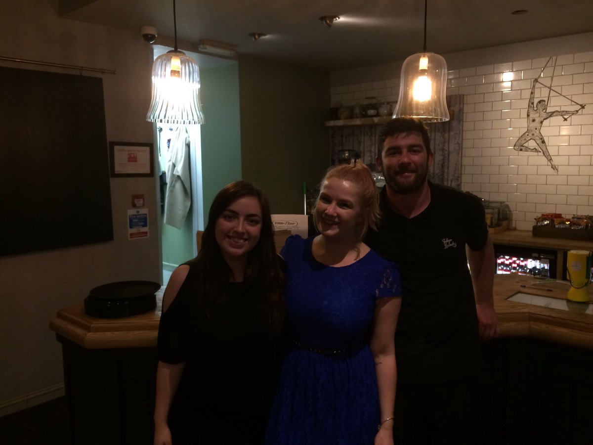 MallyPereyra's tweet photo. The best of the @pintofscience festival in #soton: happy audience!!! Huge thanks to the awesome staff @ebbflowsoton. Great job AtoG team!! https://t.co/A5UYi6BcNm