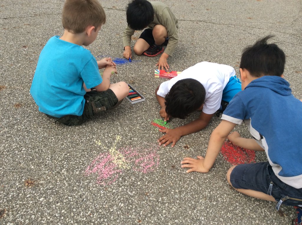 ELIwithMrsK's tweet photo. Day 3 of #wordlessweek - we read the book Chalk and then drew with chalk outside @ceDCSD https://t.co/kR2KebwALP