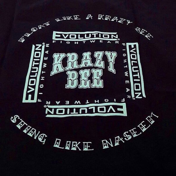 EvoFightwear's tweet photo. Available now https://t.co/gRoxc8dCiv @KB_official x @EvoFightwear Ltd. Ed T-Shirt #ukmma #mma #krazybee #jmma #evolutionfightwear #FightOn https://t.co/EOV4IZYRfv