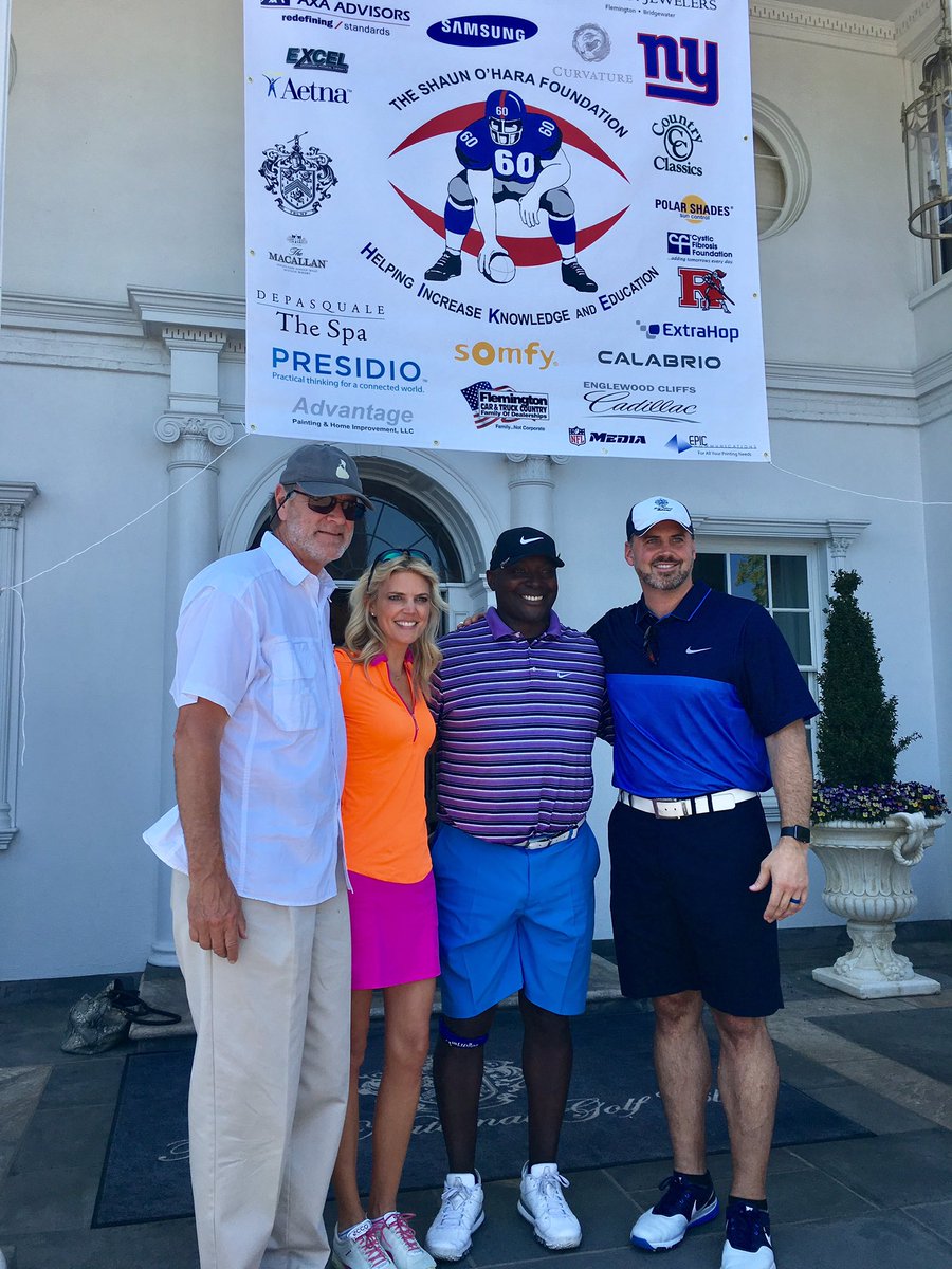 CoachBillick's tweet photo. I don't play golf but I can heckle from the cart just as well as anyone! Thanks for including me, @ShaunOHara60, for such a wonderful cause. https://t.co/zc1qutyW4d