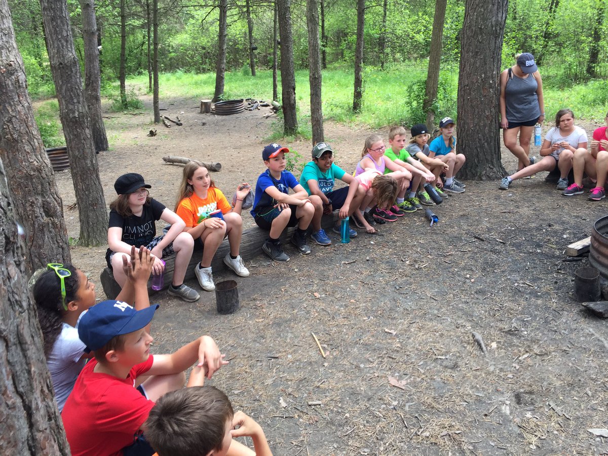 #dolsenthinkers learning how to survive in the woods!!