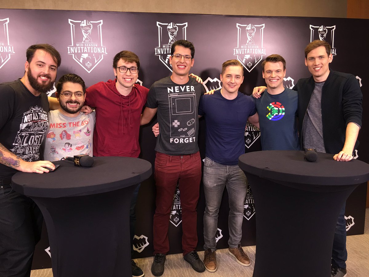 Tixinhadois (@tixinhadois) on Twitter photo Quiz game with <a href="/RiotDeficio/">Purba_ Kolies</a> <a href="/RiotQuickshot/">New Account: @Quickshot</a> <a href="/Krepo/">Mitch Voorspoels 🍺</a> <a href="/gustavodocil/">twitch.tv/thedocil</a> @MELAOtreze
🇧🇷VS 🇪🇺 Quiz game with <a href="/RiotDeficio/">Purba_ Kolies</a> <a href="/RiotQuickshot/">New Account: @Quickshot</a> <a href="/Krepo/">Mitch Voorspoels 🍺</a> <a href="/gustavodocil/">twitch.tv/thedocil</a> @MELAOtreze
🇧🇷VS 🇪🇺