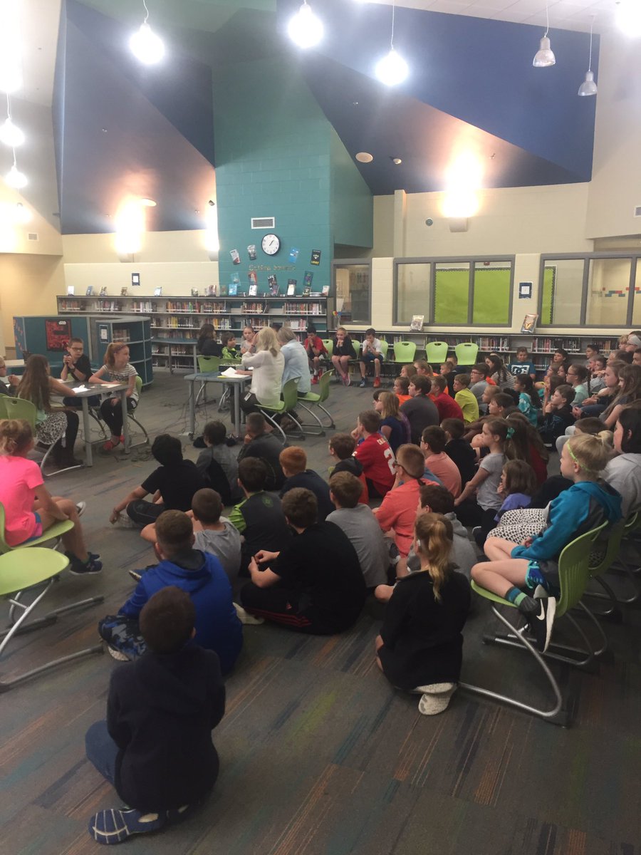 JoshLSnyder's tweet photo. 4th grade Scholar Bowl Championship at #AVExplorers! Celebration of knowledge. https://t.co/pj8mY5jeP8