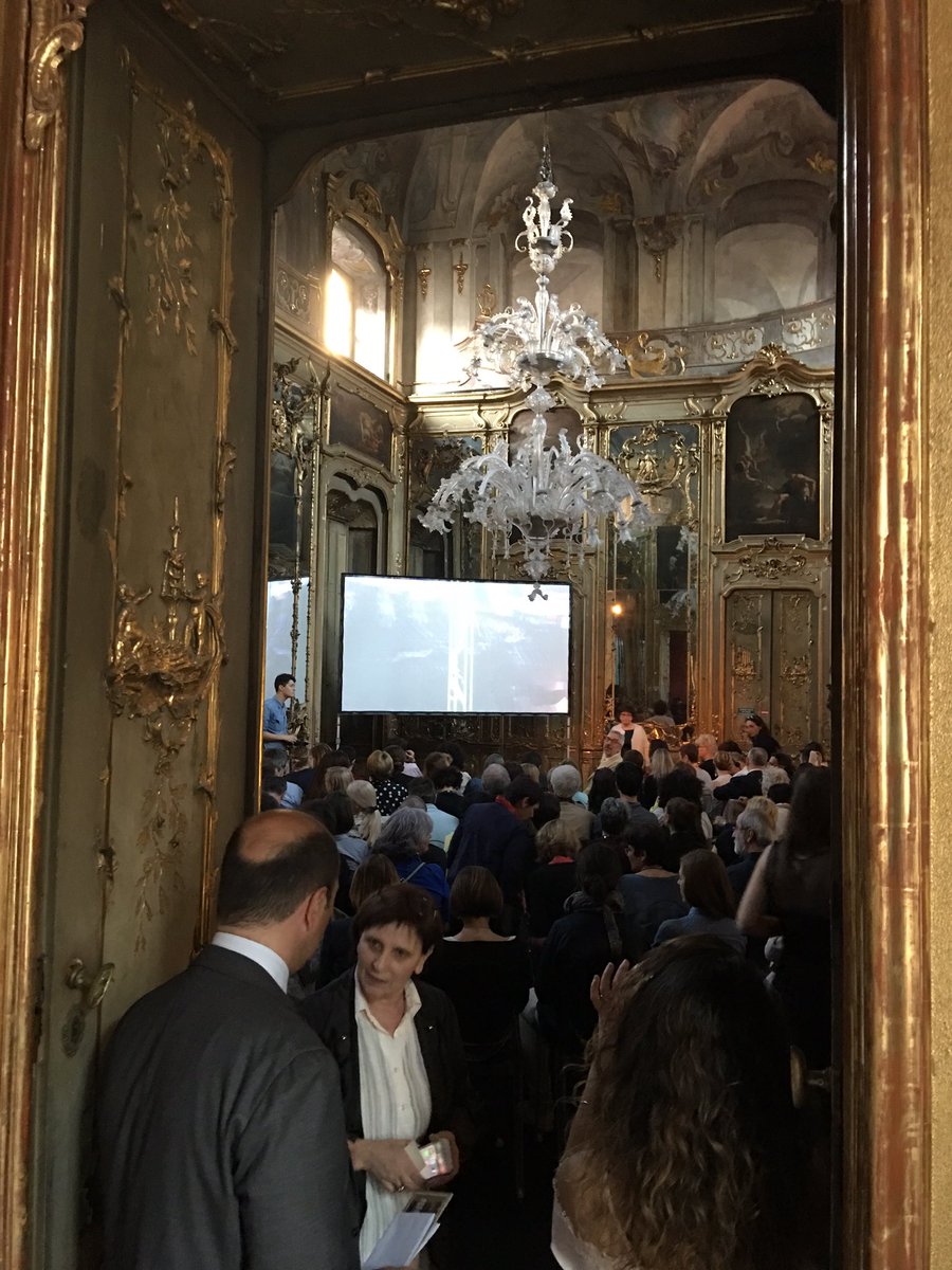 Streamcolors's tweet photo. #digitaltransformation nei musei con la Proctor e la nostra #streamMachine per #cocreare con creatività #meetproctor https://t.co/93AYlniOzh