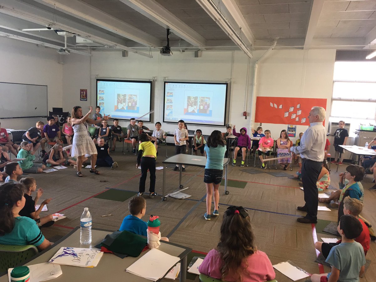 frostteaches's tweet photo. #wcstem @spanglerteach @kunkelteaches @TannyMcG Third grade STEM students altogether. https://t.co/AX1JRlqbv4
