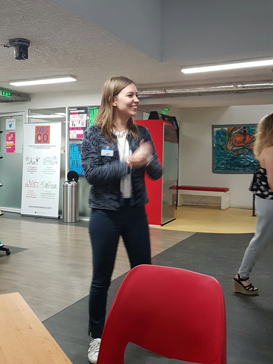 barabelm's tweet photo. #Forminnov @INNOV_RH @LeLabRH . Cela pétille #happyrh #IloveRH https://t.co/tB2QX3REbj