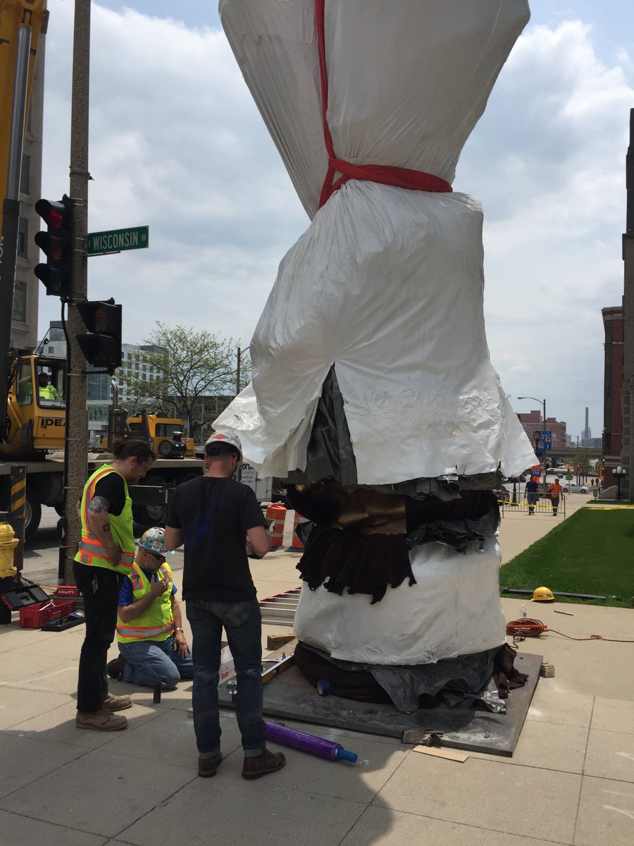 AncillaVentures's tweet photo. Art being unveiled up the street on Wisconsin Ave.  What will it be? https://t.co/9H7Mk5qXSq