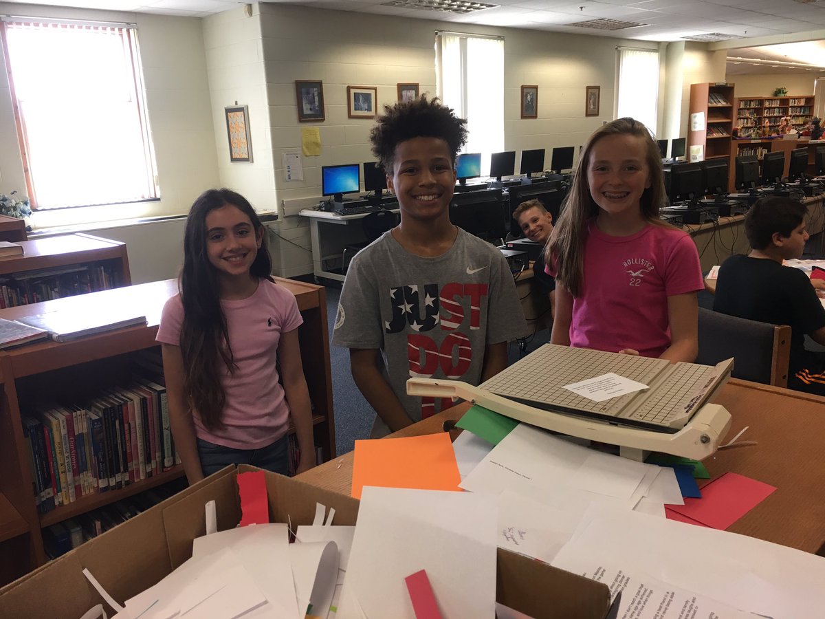 MrMalolepszy's tweet photo. The 54th Massachusetts, "The Wreck of the Edmund Fitzgerald", Parallelograms, Communism, and 🌙 Phases. @TimberstoneJHS is finishing strong. https://t.co/AdB3xlXYSH