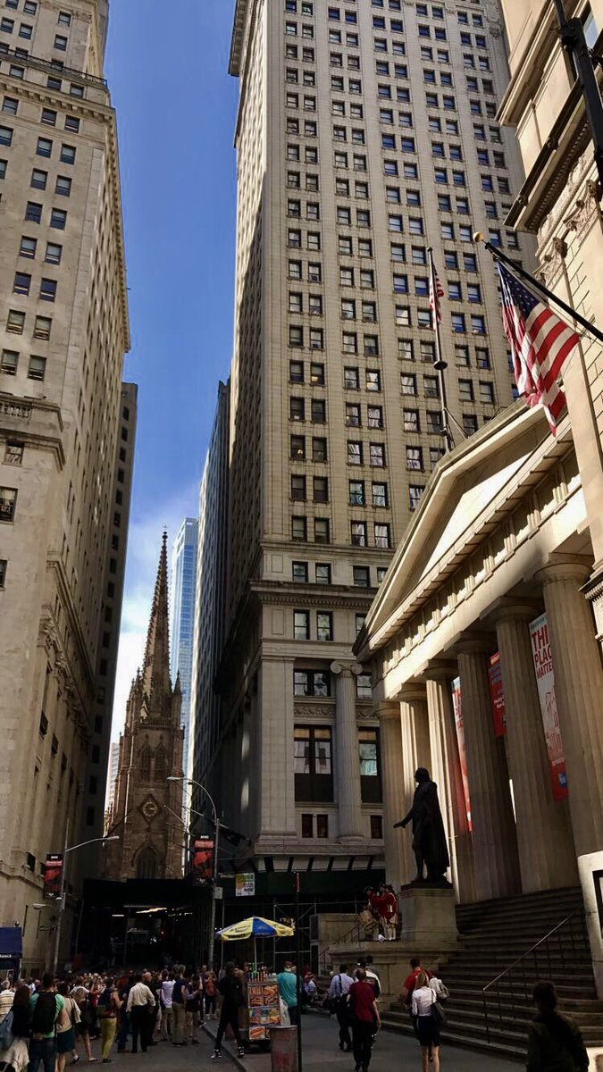 young__conserv's tweet photo. #NYC https://t.co/9iJFPU72NJ