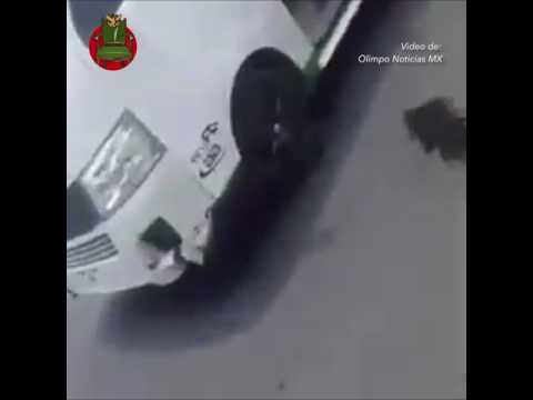 edomextoluca's tweet photo. Y TODO POR QUEJARSE DE AUMENTO DE TARIFA VIDEO: La Silla Rota TV https://t.co/96Tzywiez3 https://t.co/o4ZIWfJFX3