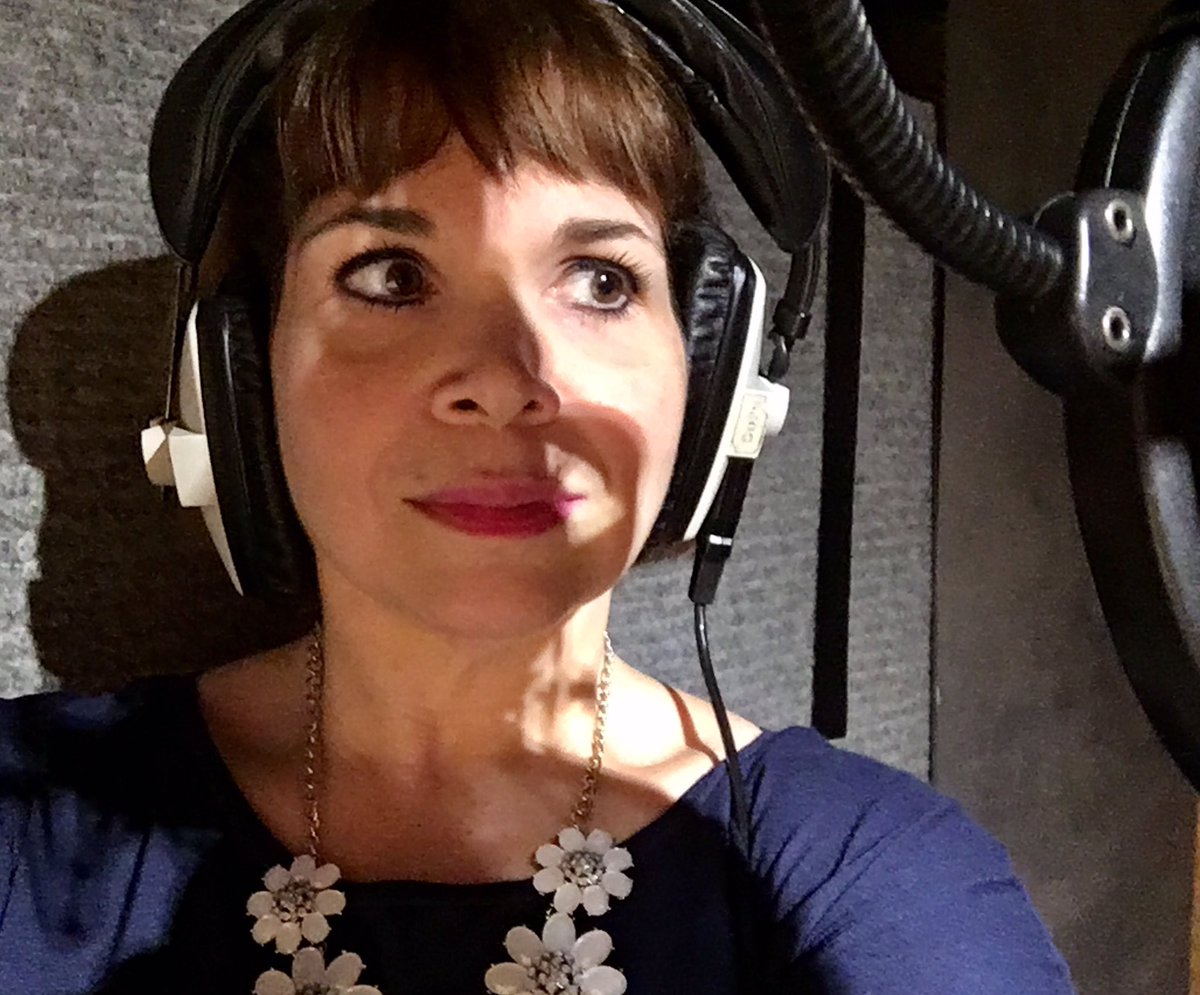 StephenPower's tweet image. This be Debbie Chazen. She sing today in my studio a song about Vodka. Love her. @thegirlsmusical @DebbieChazen