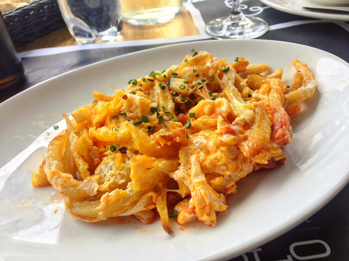 Huevos a la mallorquina 🍴
Un plato infallible ¡Brutal! 👏🏻
#MenúdelDía #huevos #huevosestrellados #sobrasada #foodies #FoodiesBCN #Gourmet