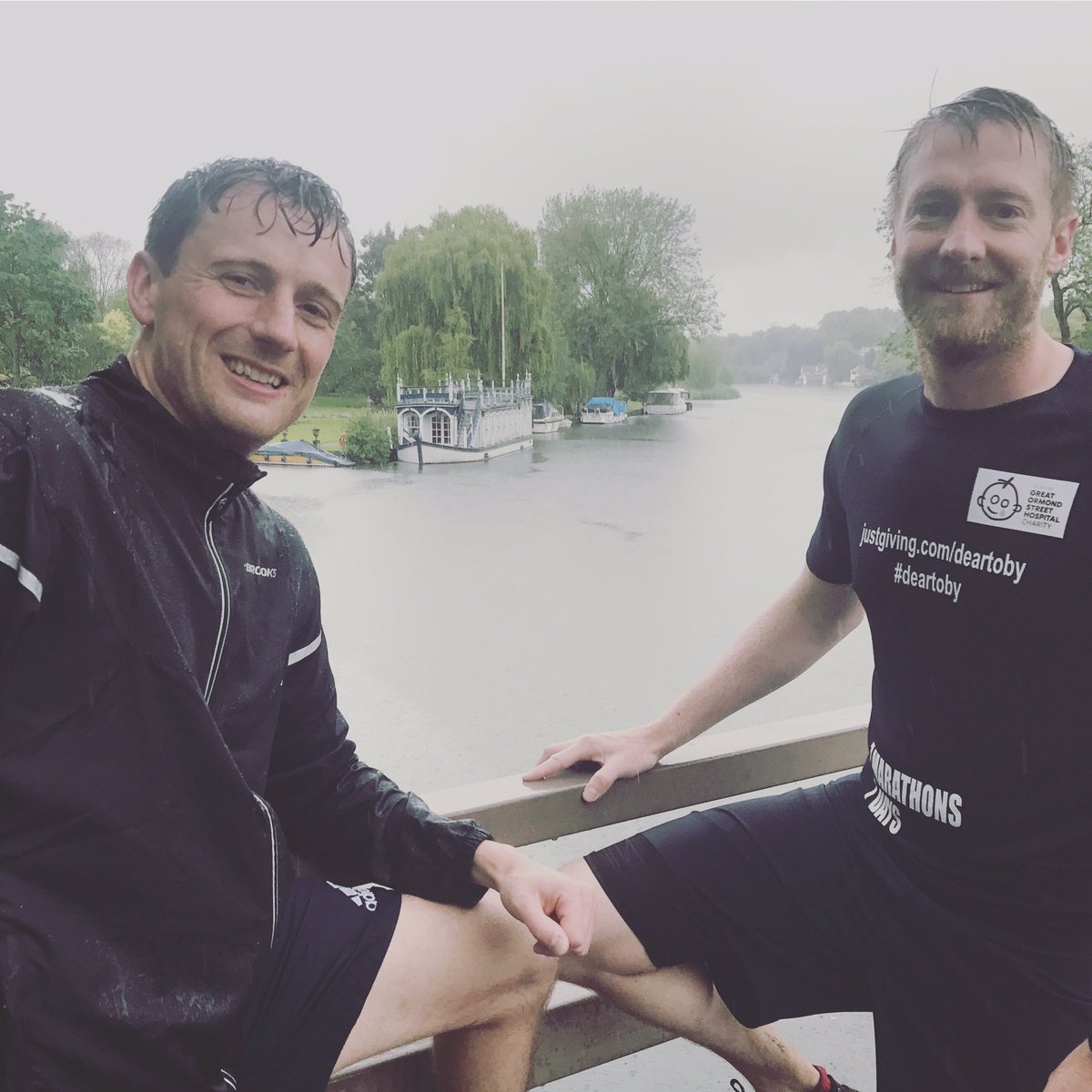 RunningForToby's tweet photo. Crossed the Thames today which felt like a significant milestone. 5 Days 5 Marathons done #deartoby #runningfortoby https://t.co/OKYaz9nYT2