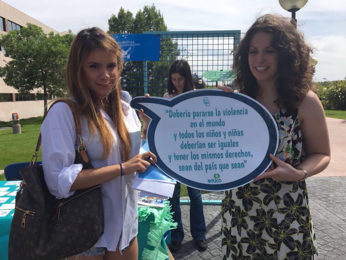 Robertapom's tweet photo. Apoyando a @Educo_ONG porque todos los jóvenes somos el presente y el futuro del mundo. #educacionparatodos https://t.co/2cO1Cv6LRe