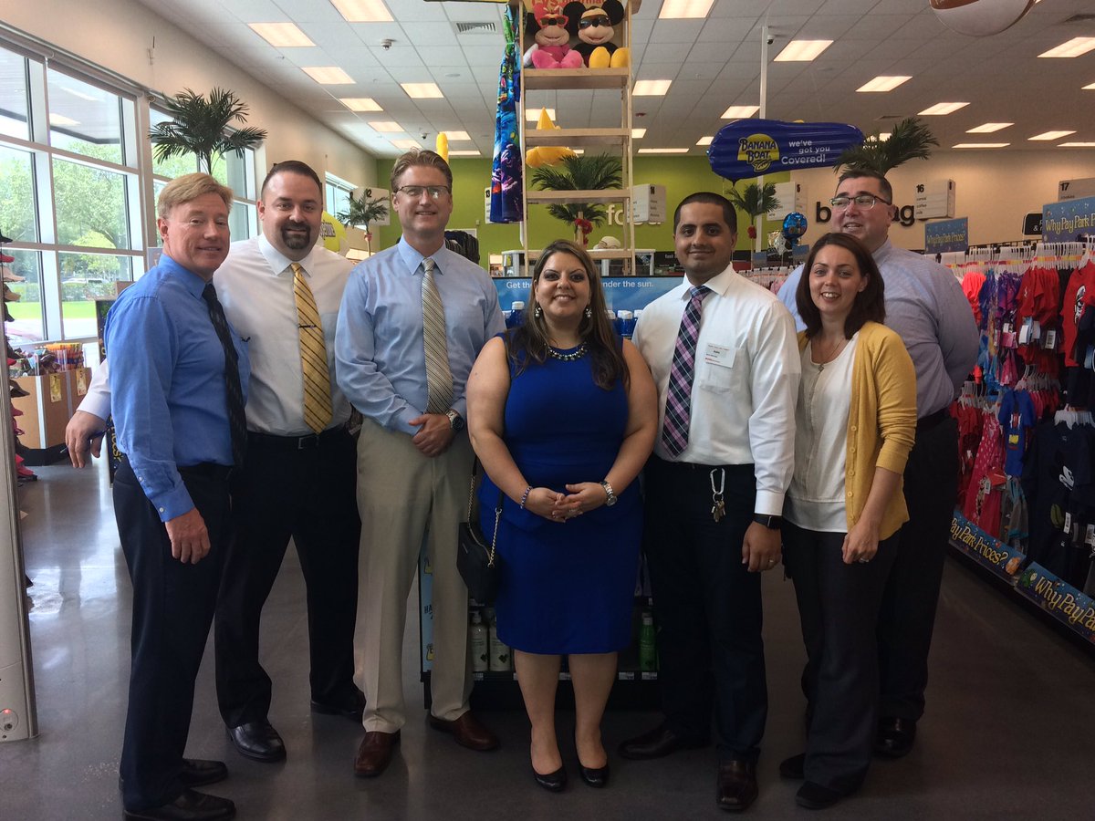 At new store 10639 in Orlando with an amazing team!#sharecare