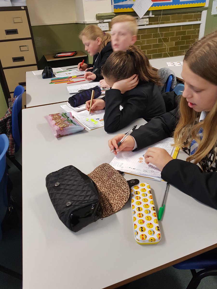 abersychanmaths's tweet photo. Yr 7 students showing excellence in their maths lesson today. #failureequalssuccess https://t.co/0FvzYK5dXL
